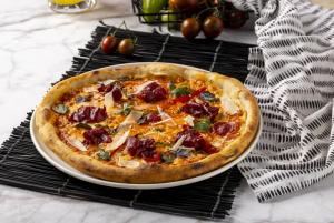 Şarküteri Pizza